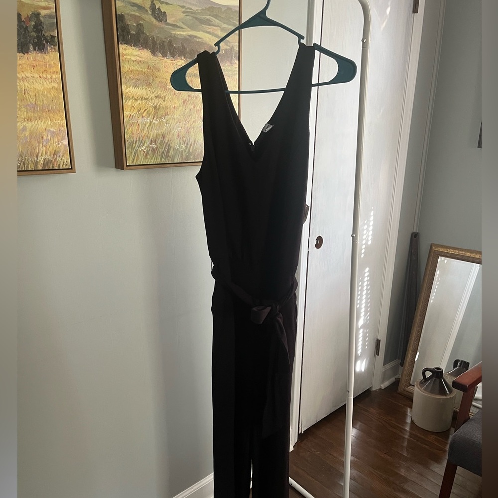 NWT Old Navy black V-neck Jumpsuit one piece romper
